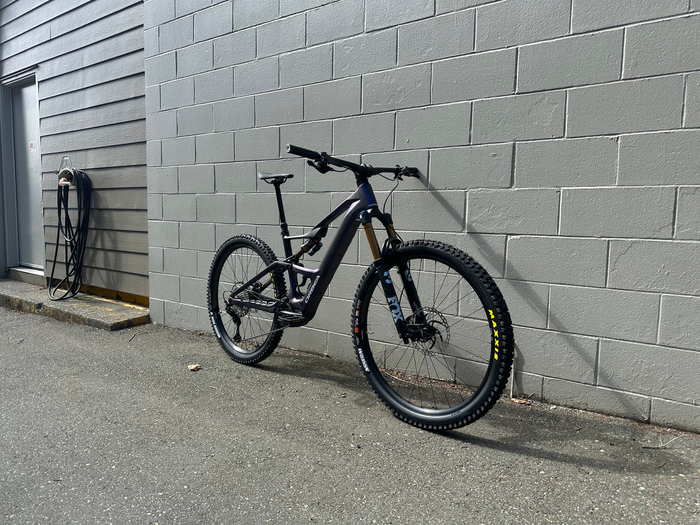 Orbea Rise LT M10 Large Tanzanite Carbon View ( 2025 )