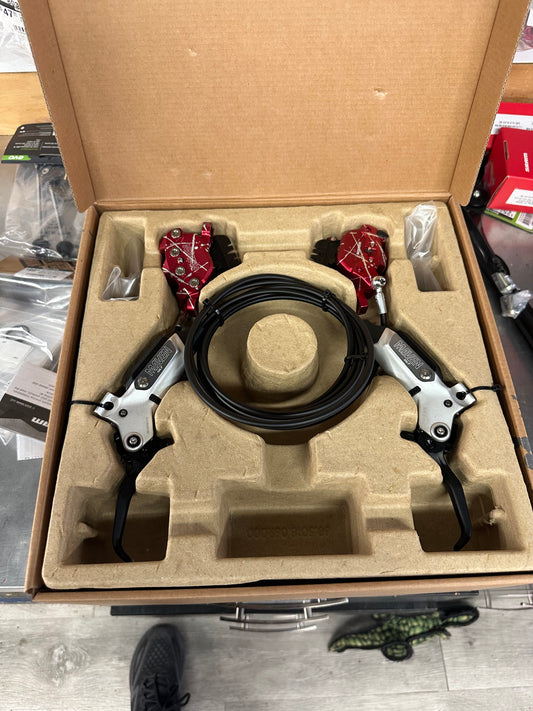 SRAM, Maven Ultimate Stealth Expert, MTB Hydraulic Disc Brake, Pair, Post mount, Red, Kit