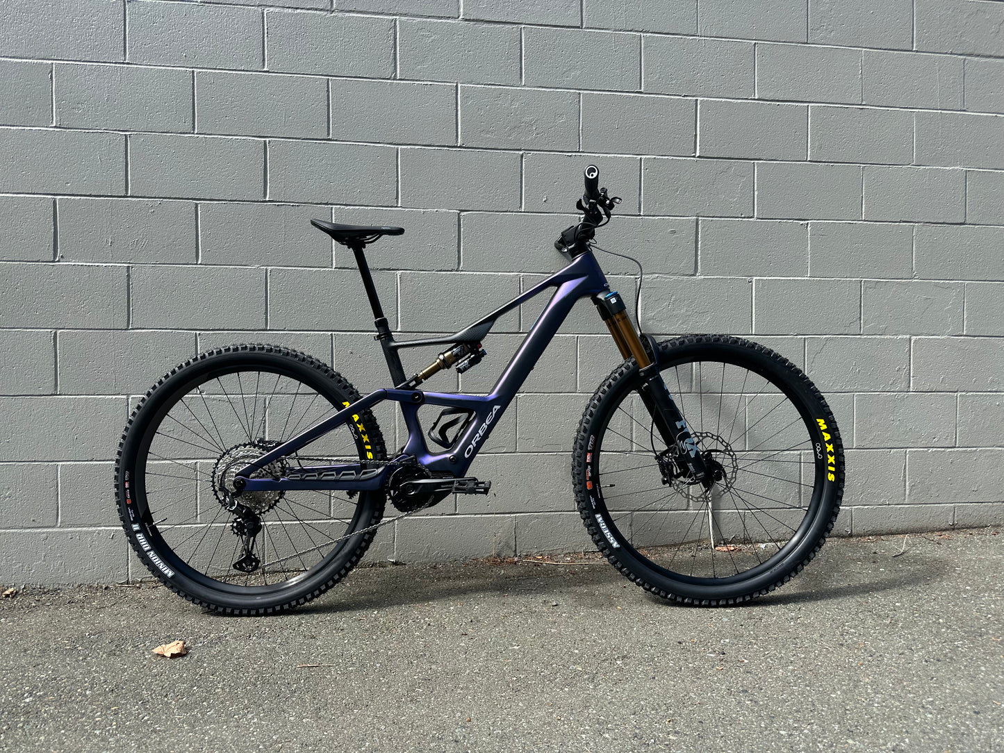 Orbea Rise LT M10 Large Tanzanite Carbon View ( 2025 )