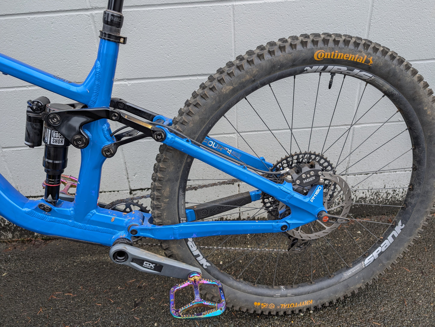 Knolly Chilcotin Gen 6  Blue GX T-Type S4 Large Ex Demo