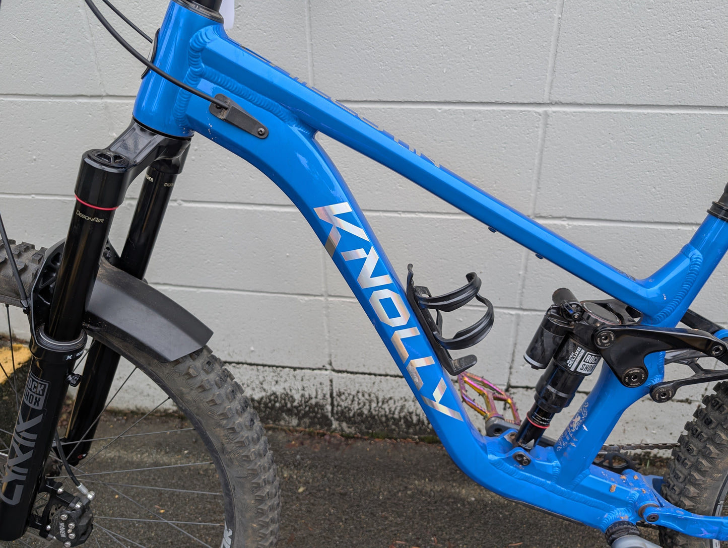 Knolly Chilcotin Gen 6  Blue GX T-Type S4 Large Ex Demo