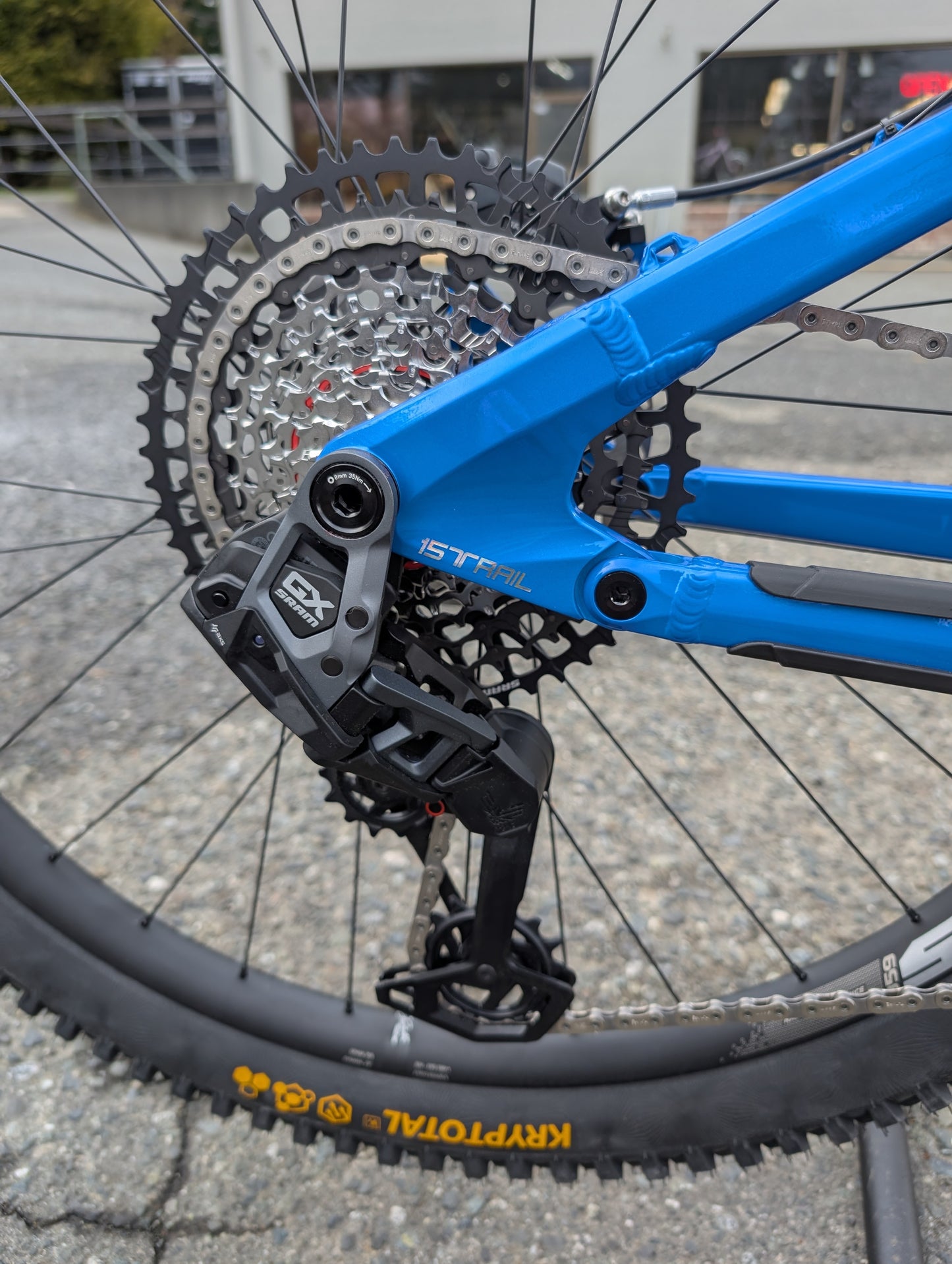 Knolly Chilcotin Gen 6  Blue GX T-Type S4 Large Ex Demo
